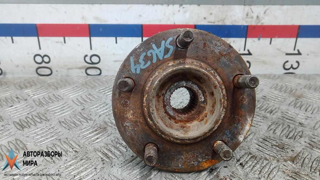 ступица задняя левая Citroen C-Crosser 1 поколение 2010, 2.2 л., D HDi, дизель, АКПП, внедорожник 5 дв. - фото №1