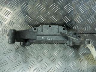 кронштейн КПП Volkswagen Passat B5 1998, цвет, 050199307