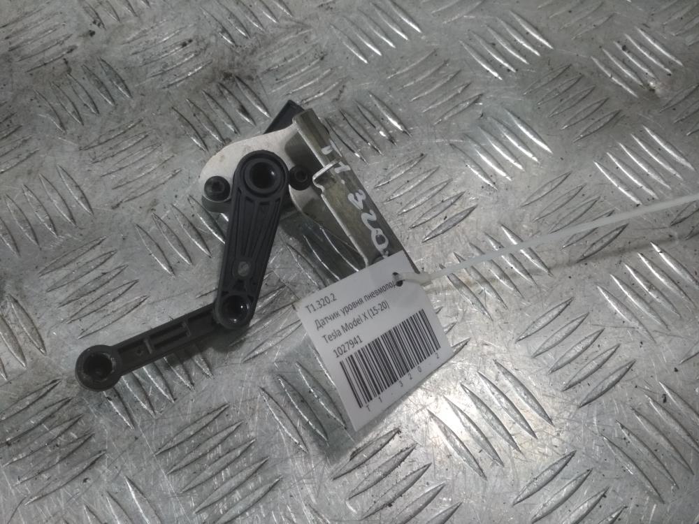 датчик дорожного просвета Tesla Model X 1 поколение 2019, Электро , цвет, 1027941 - фото №1