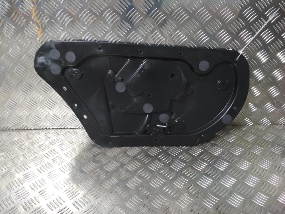 пластик Tesla Model X 1 поколение 2019, Электро , цвет, 1046472 - фото №1