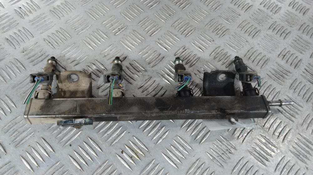 топливная рампа Mazda 3 BL 2008, цвет, LF4J1315X - фото №1