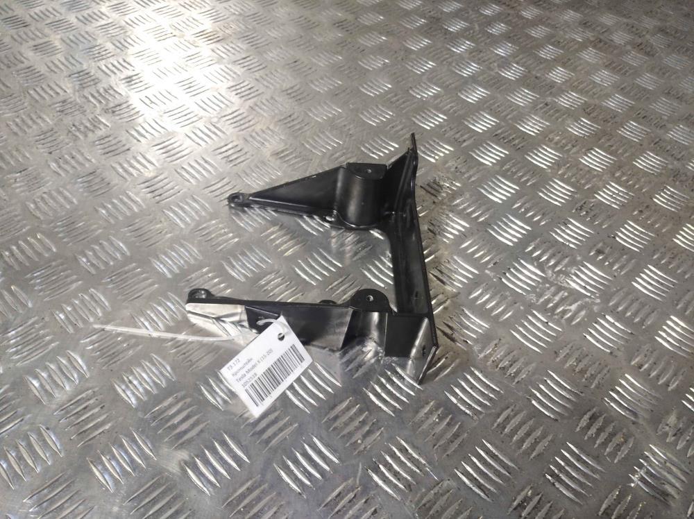 кронштейн (крепление) Tesla Model X 1 поколение 2019, Электро , цвет, 1052518 - фото №1