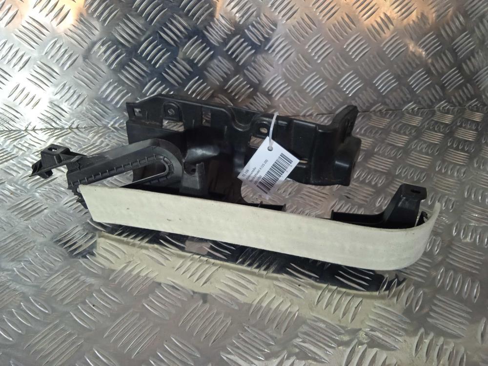 кронштейн (крепление) Tesla Model X 1 поколение 2019, Электро , цвет, 1055050 - фото №1