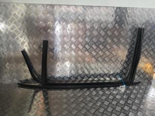 уплотнитель Tesla Model X 1 поколение 2019, цвет, 1484041