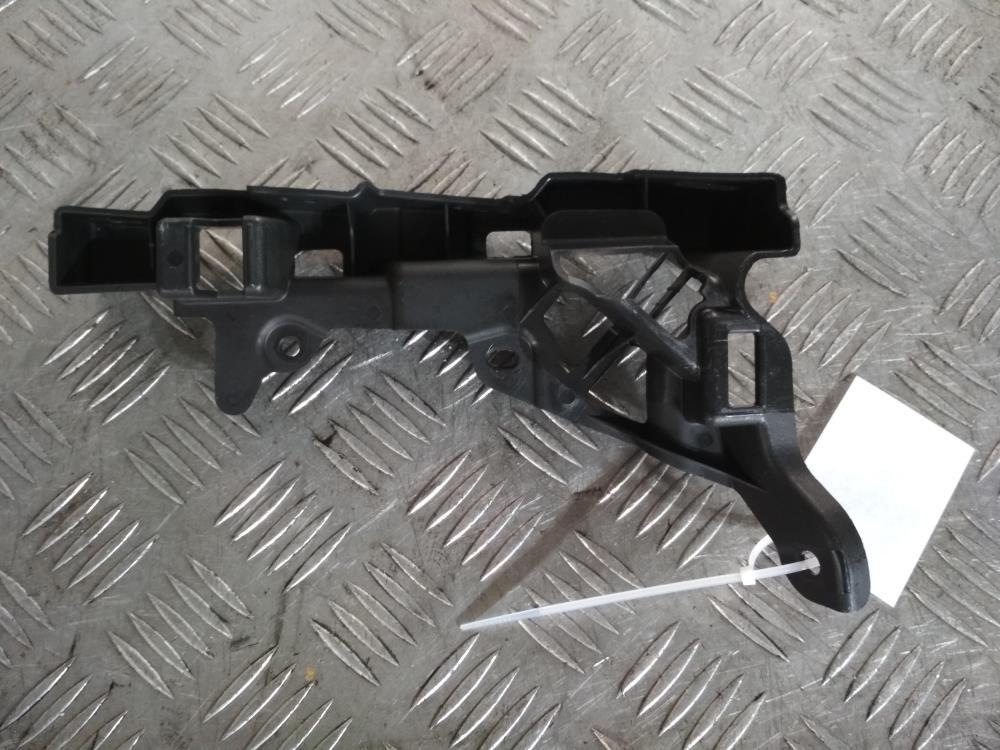 кронштейн (крепление) Tesla Model X 1 поколение 2019, Электро , цвет, 1053724 - фото №1