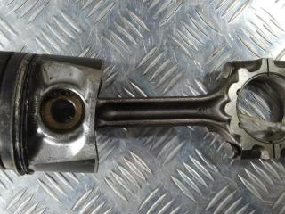 поршень Nissan X-Trail T30 [рестайлинг] 2004, цвет