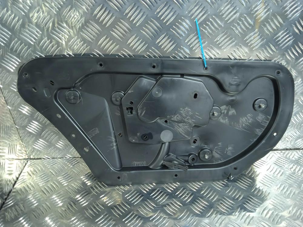 пластик Tesla Model X 1 поколение 2019, цвет, 1046472 - фото №1