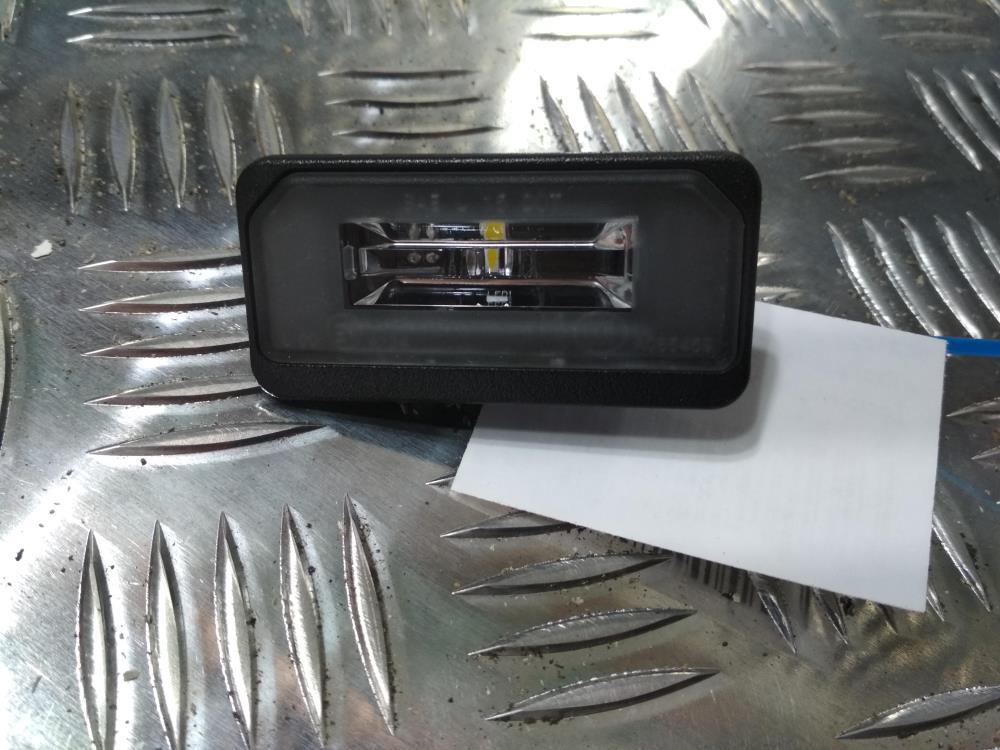 подсветка номера Tesla Model X 1 поколение 2019, цвет, 1034341 - фото №1