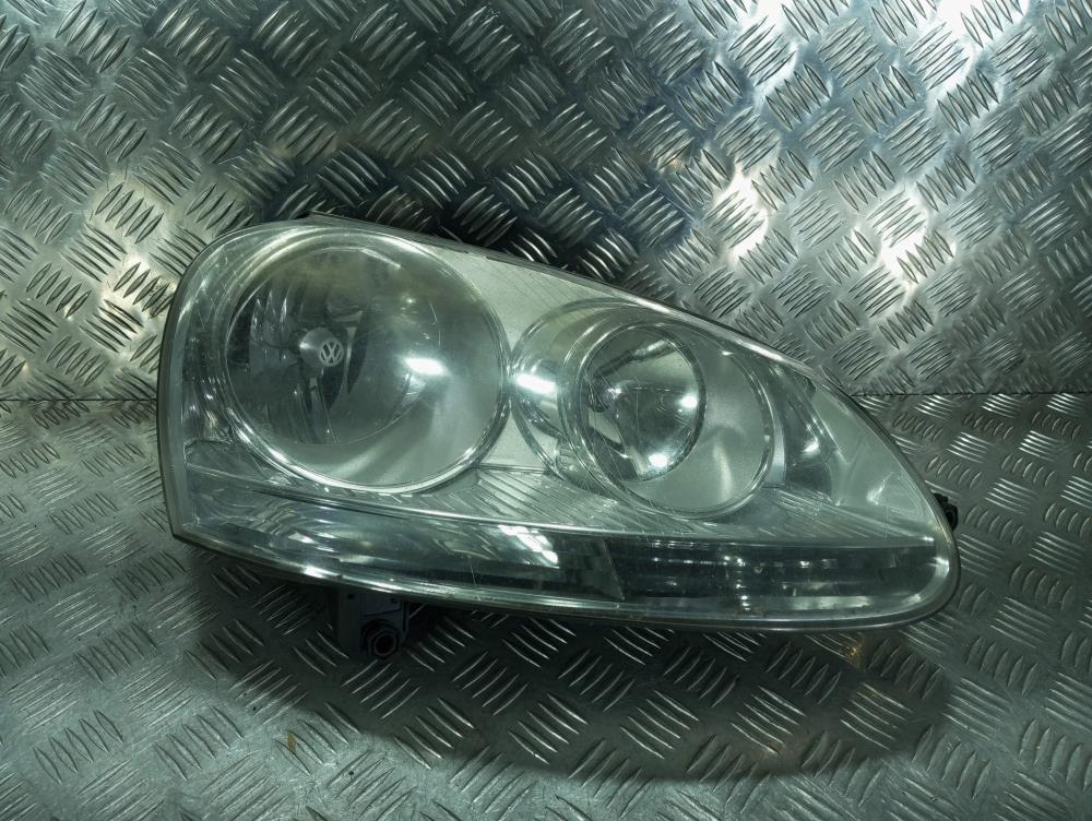 фара правая Volkswagen Golf 5 поколение 2005, цвет, 1K6941006P - фото №1
