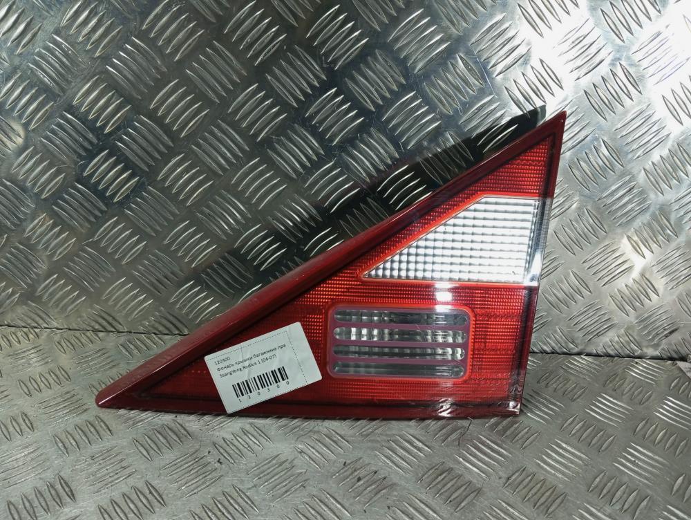 фонарь крышки багажника правый SsangYong Rodius 1 поколение 2006, цвет - фото №1