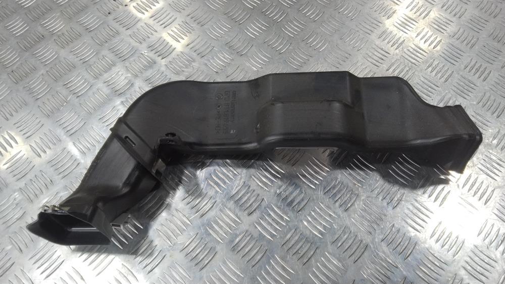 воздуховод Audi A4 B8/8K 2008, цвет, 8T1819655 - фото №1