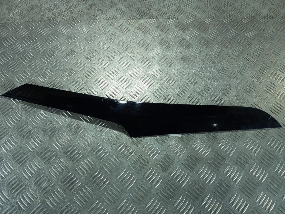 молдинг (накладка кузовная) Opel Corsa F 2020, цвет - фото №1