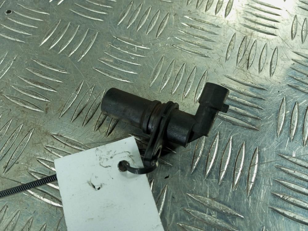 датчик коленвала Fiat Punto 3 поколение 2007, цвет, 73502752 - фото №1