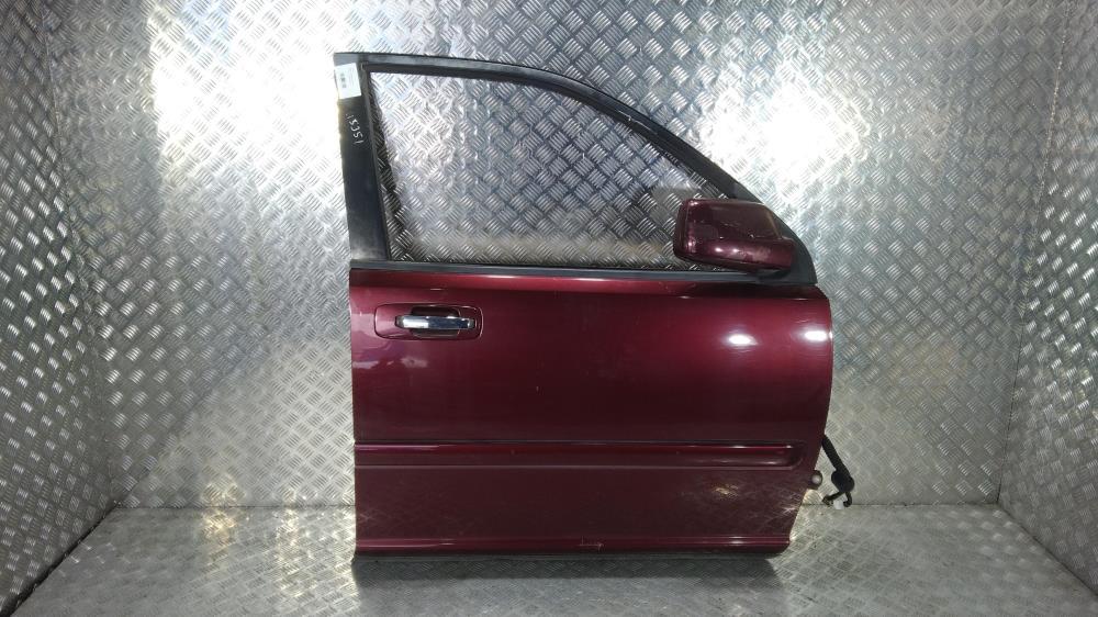 дверь передняя правая Nissan X-Trail T30 2003, цвет - фото №1