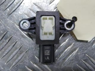 датчик удара Jeep Grand Cherokee WK2 [2-й рестайлинг] 2022, цвет, 68370843AA