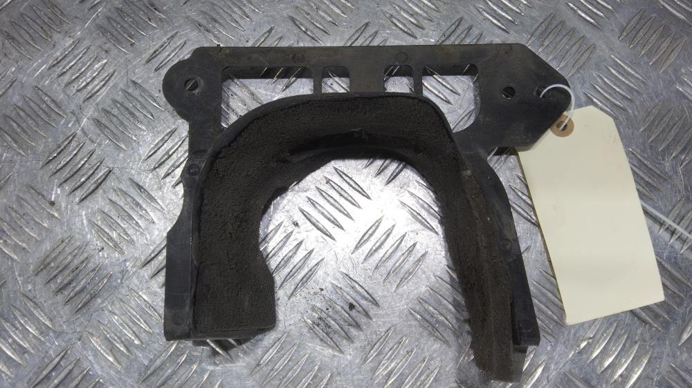 пыльник Audi A4 B8/8K 2008, цвет, 8K0863187 - фото №1