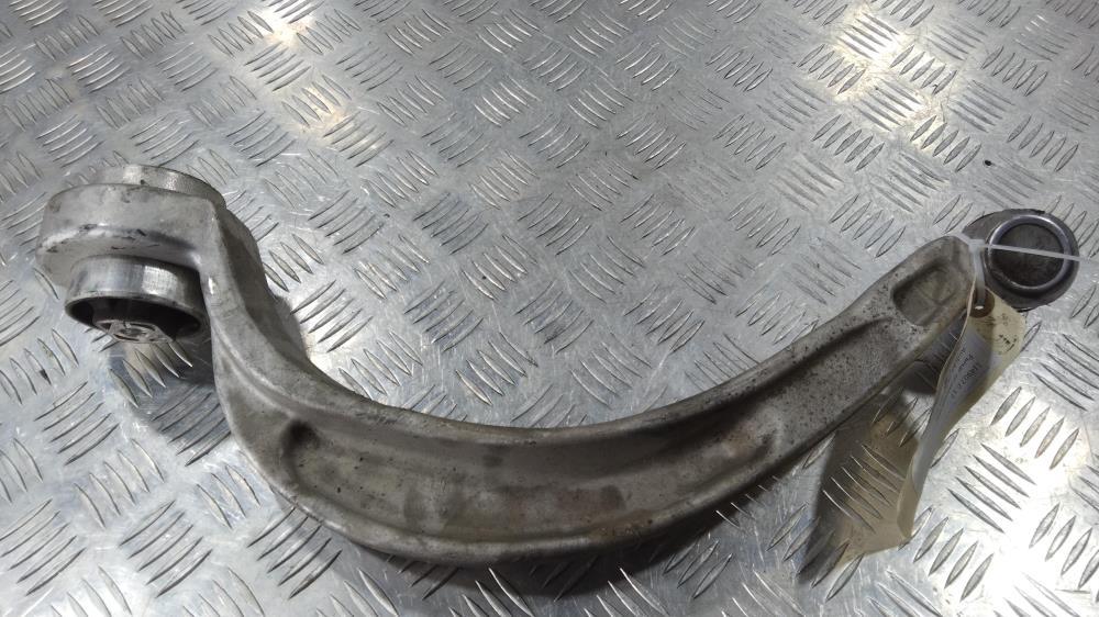 рычаг передний левый Audi A4 B8/8K 2008, цвет - фото №1