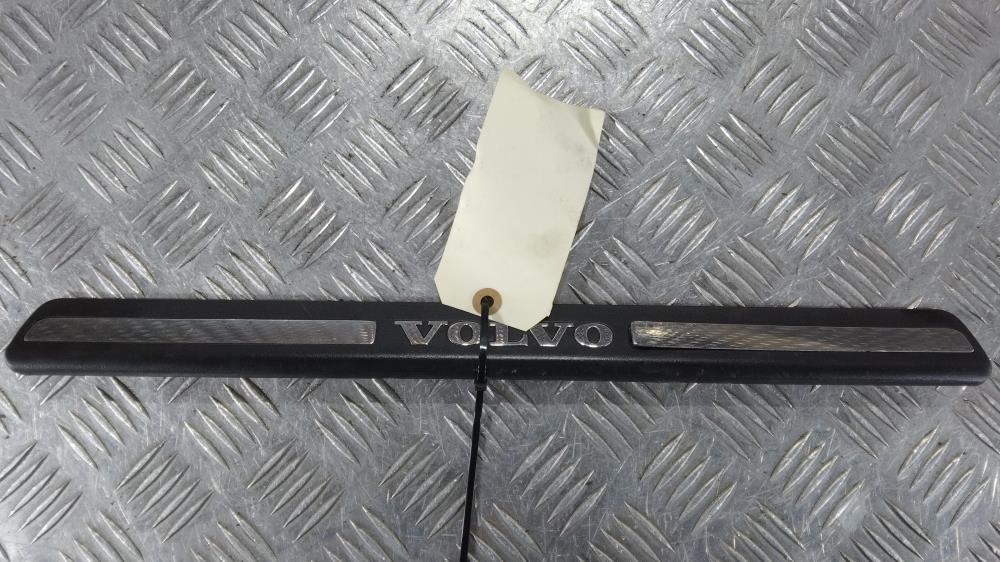 накладка на порог Volvo V70 3 поколение 2012, цвет, 8659960 - фото №1