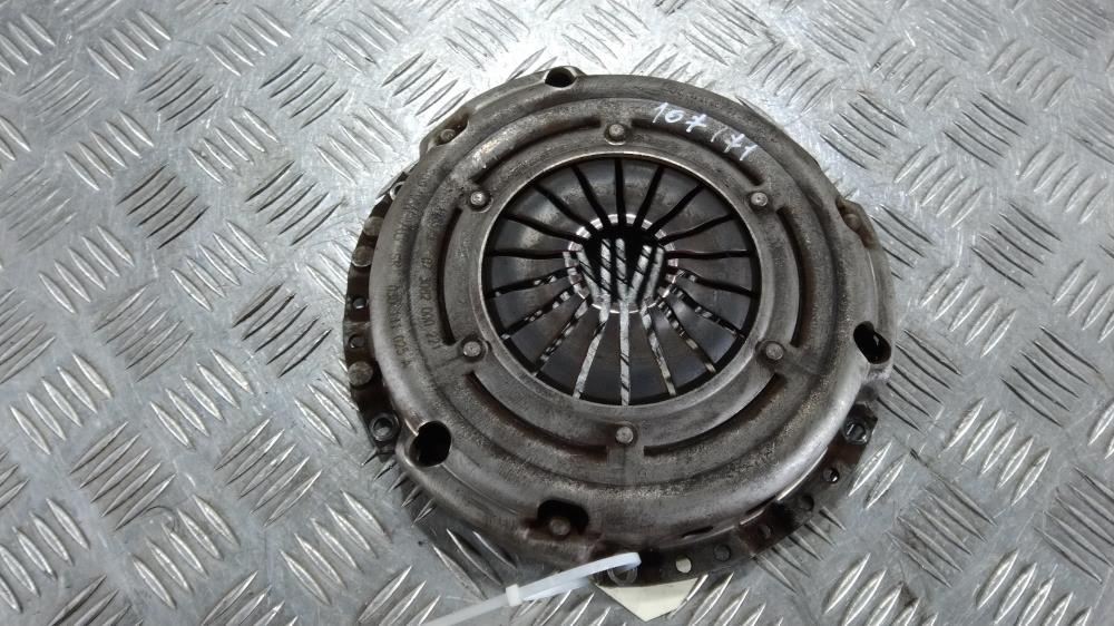 корзина сцепления Volkswagen Polo 4 поколение 2003, цвет, 03D111025A - фото №1