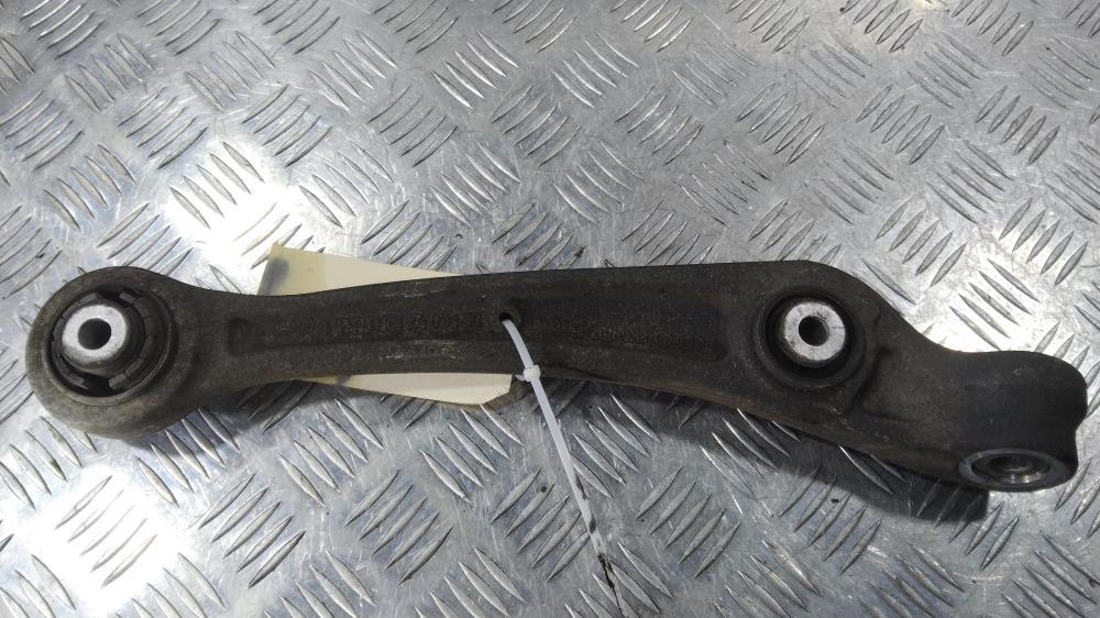 рычаг передний правый Audi A4 B8/8K 2008, цвет, 8K0407156B - фото №1