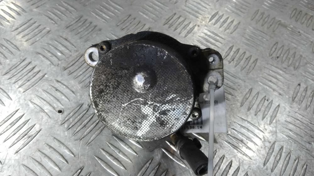 насос вакуумный Fiat Punto 3 поколение 2008, цвет, 73501358 - фото №1