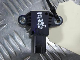 датчик удара Jeep Grand Cherokee WK2 [2-й рестайлинг] 2022, цвет, 68370843AA