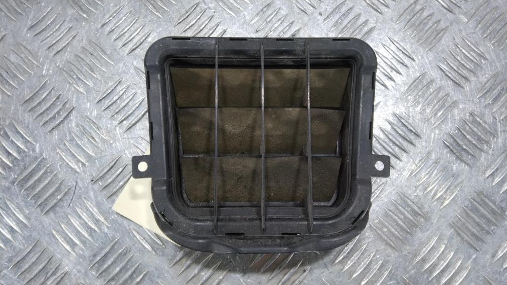 дефлектор обдува салона Audi A4 B8/8K 2008, цвет, 8K0819181 - фото №1