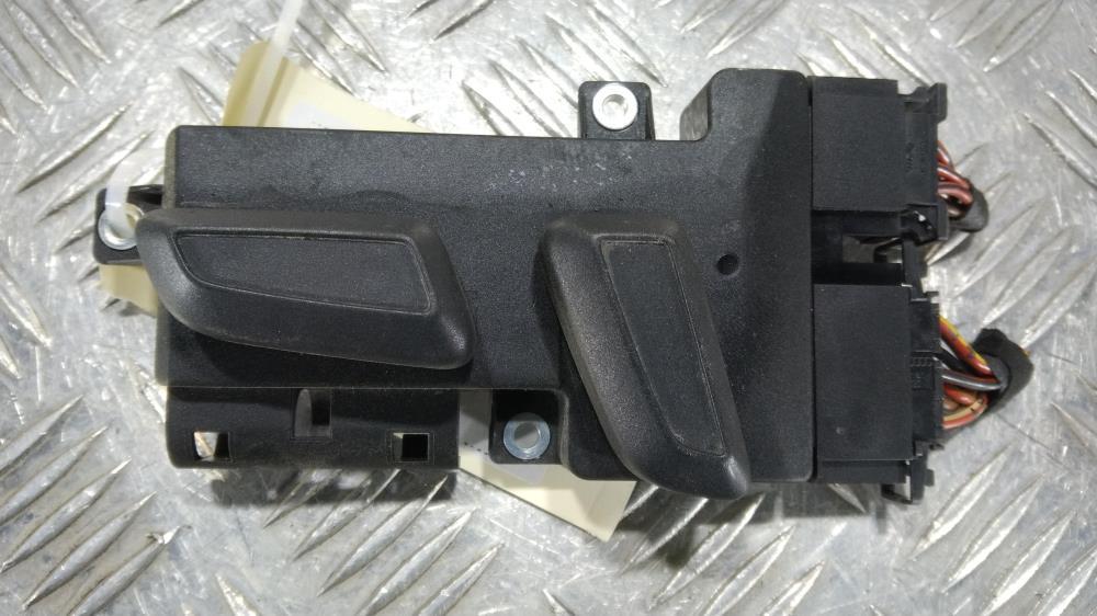 блок управления сиденьем Audi A4 B8/8K 2008, цвет, 8K0959748 - фото №1