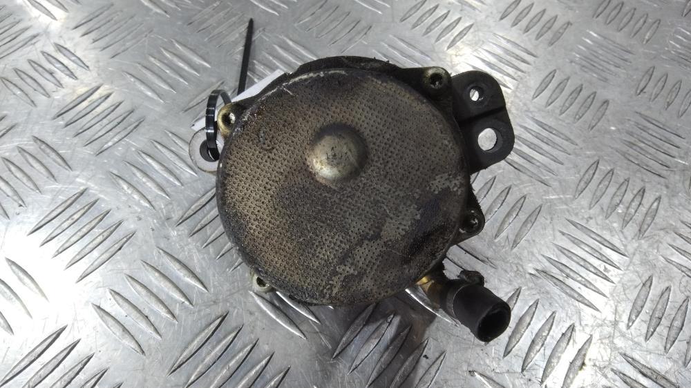 насос вакуумный Fiat Punto 3 поколение 2006, цвет, 73501358 - фото №1