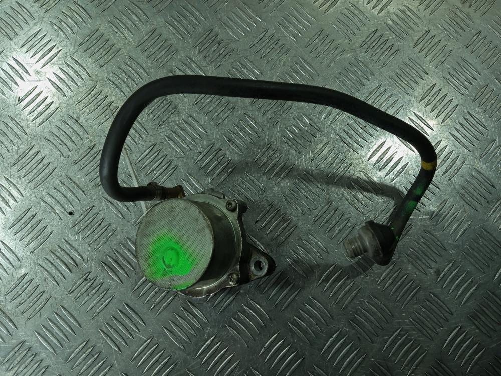 насос вакуумный Fiat Punto 3 поколение 2007, цвет, 73501358 - фото №1