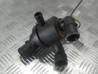 корпус термостата Skoda Superb 2 поколение 2011, цвет, 03L121111AE