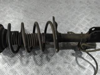 Стойка Toyota Voxy 1 поколение 2005, цвет