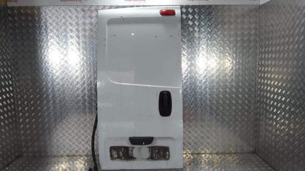 дверь задняя распашная левая Nissan Primastar 1 поколение 2005, цвет - фото №1