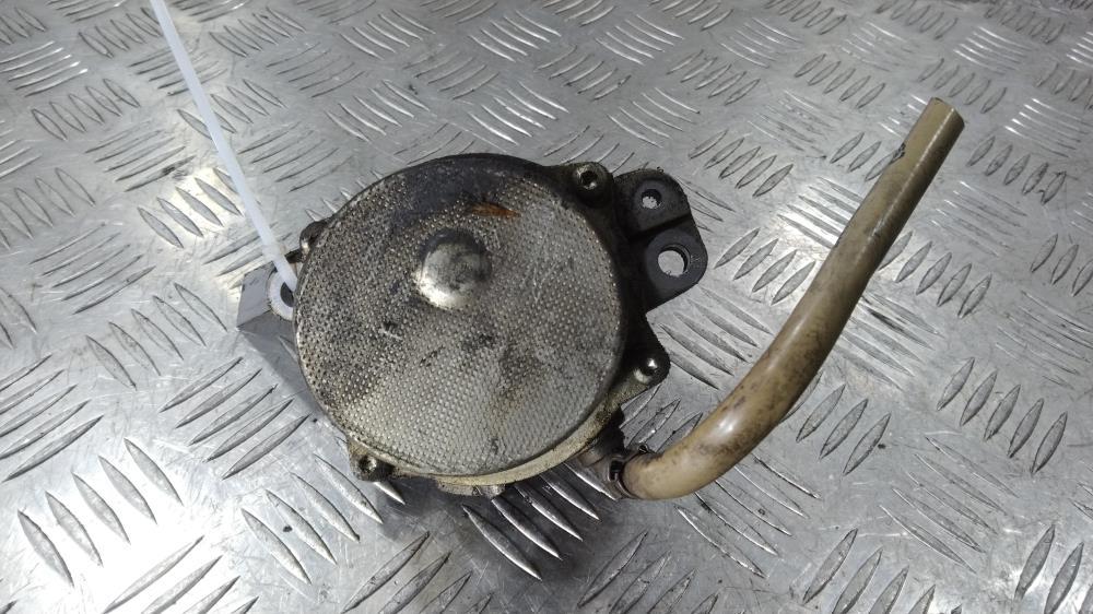 насос вакуумный Fiat Punto 3 поколение 2007, цвет, 73501358 - фото №1