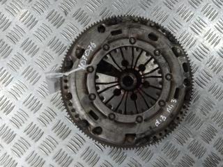 маховик Volkswagen Golf 5 поколение 2006, цвет