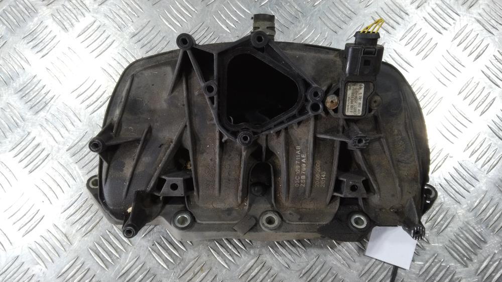 коллектор впускной Volkswagen Golf 6 поколение 2009, цвет, 03C129711AB - фото №1