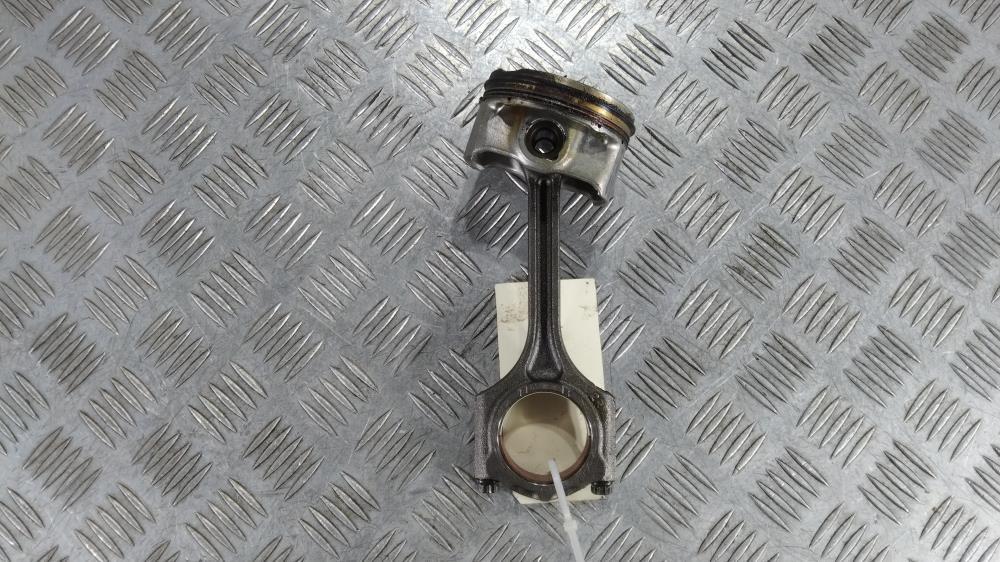 шатун Kia Cerato 4 поколение 2018, цвет - фото №1