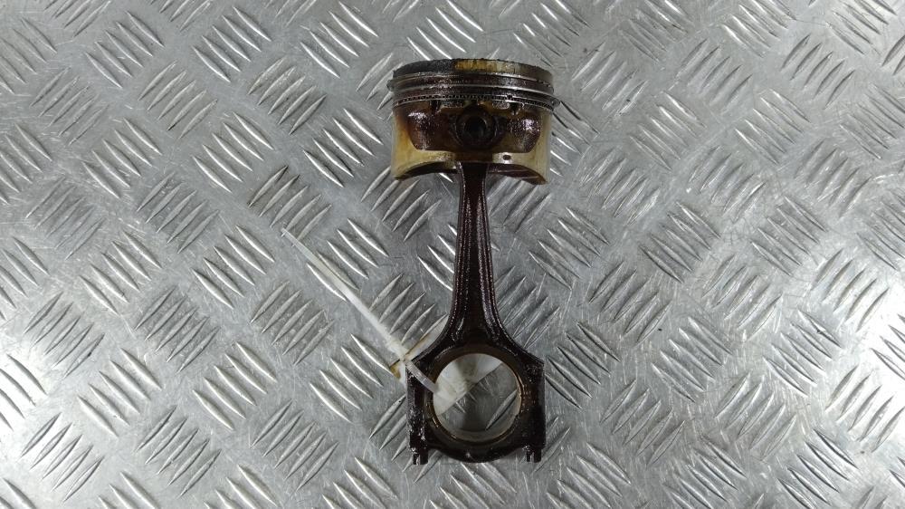 поршень Opel Astra G 1999, цвет - фото №1