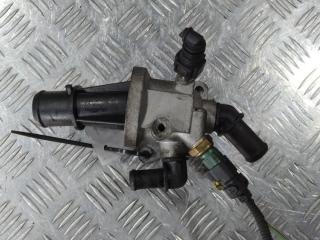 корпус термостата Fiat Punto 3 поколение 2007, цвет