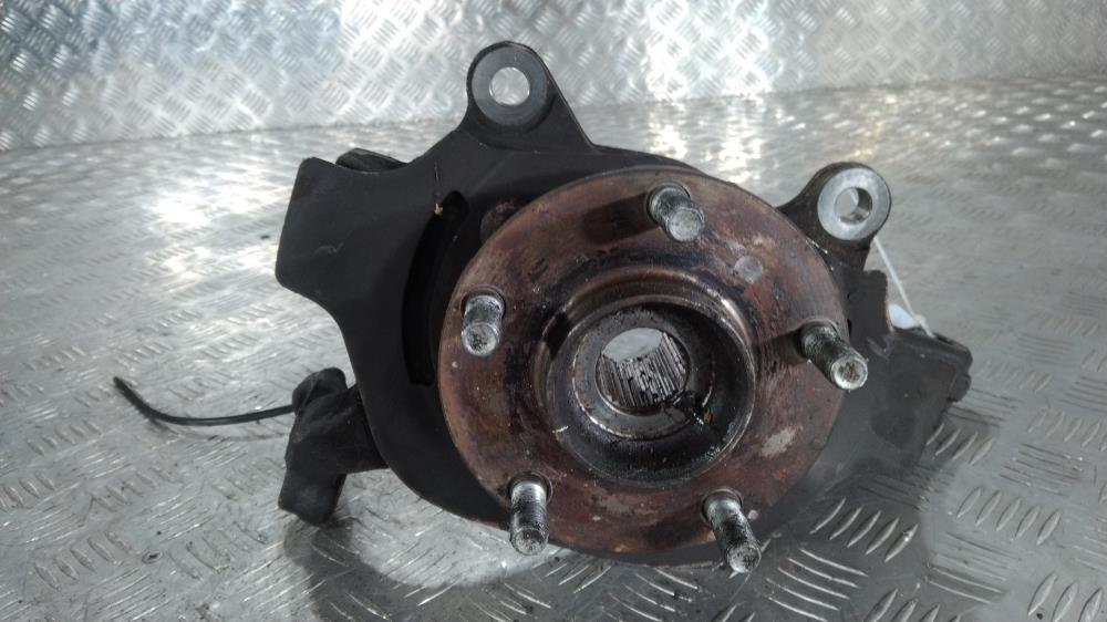 кулак поворотный левый Nissan Murano Z51 2007, цвет - фото №1