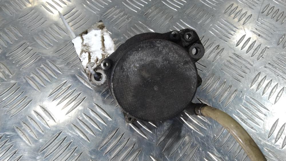 насос вакуумный Fiat Punto 3 поколение 2006, цвет, 73501358 - фото №1