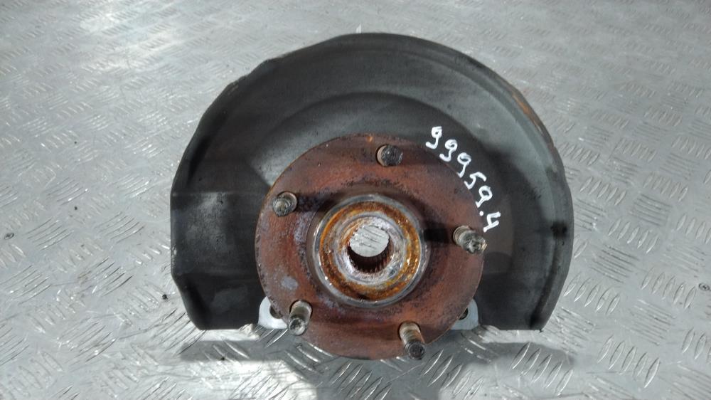 кулак поворотный правый Mitsubishi Outlander 2 поколение 2008, цвет - фото №1