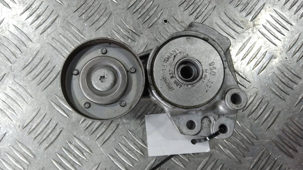 натяжитель Volkswagen Golf 6 поколение 2010, цвет - фото №1