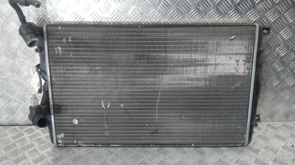 Радиатор (основной) Volkswagen Jetta 5 поколение 2007, цвет, 1K0121253AB - фото №1