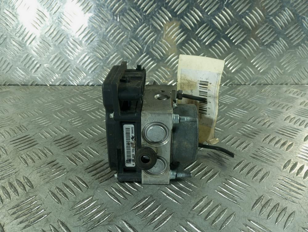 блок ABS Renault Clio 3 поколение 2008, Дизель 1.5, цвет, 0265800559 - фото №1