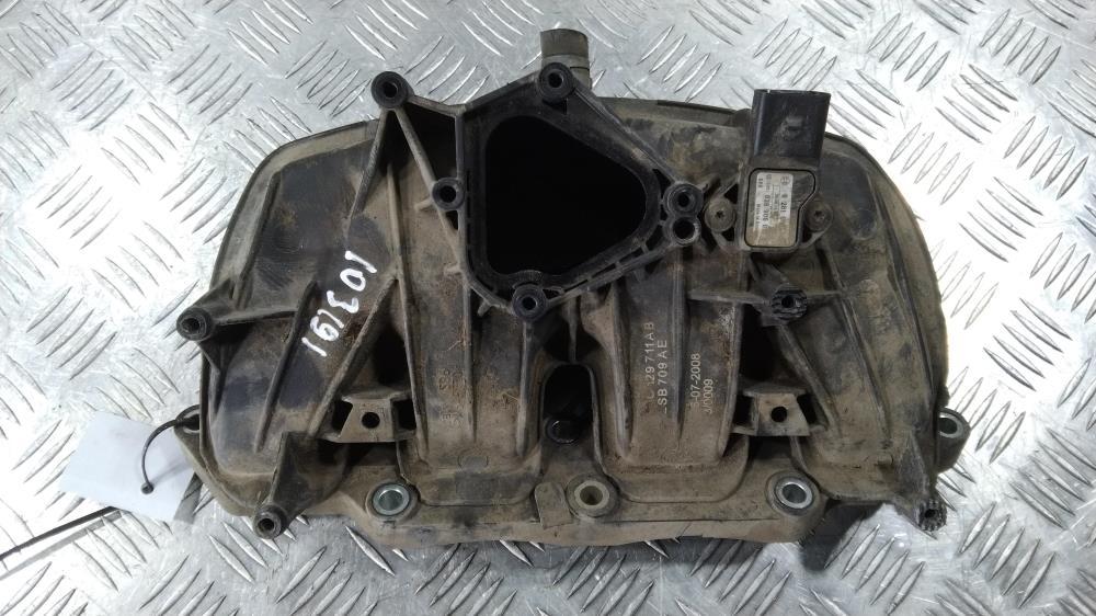 коллектор впускной Volkswagen Golf 6 поколение 2010, цвет, 03C129711AB - фото №1