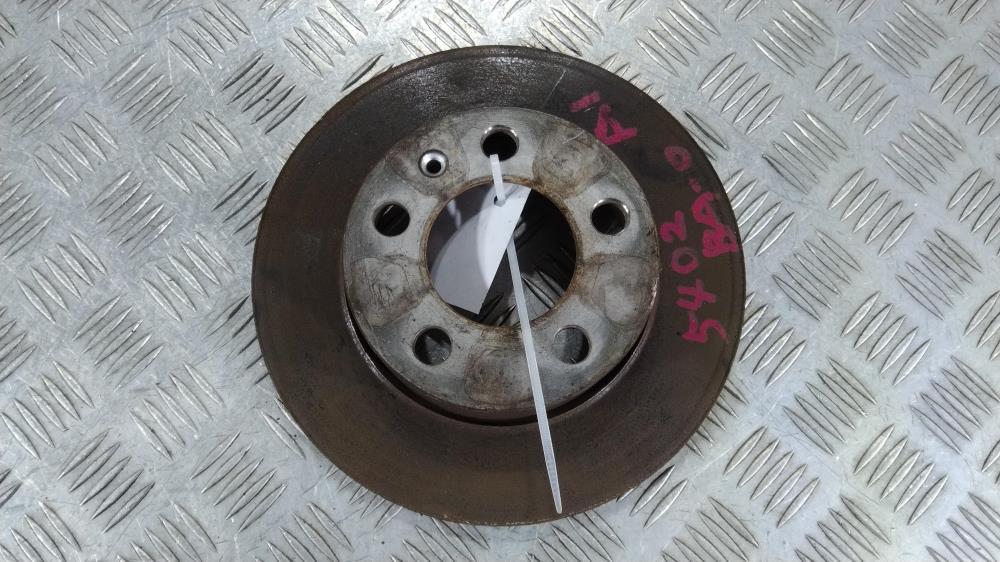 диск тормозной задний Audi A1 8X 2012, цвет - фото №1