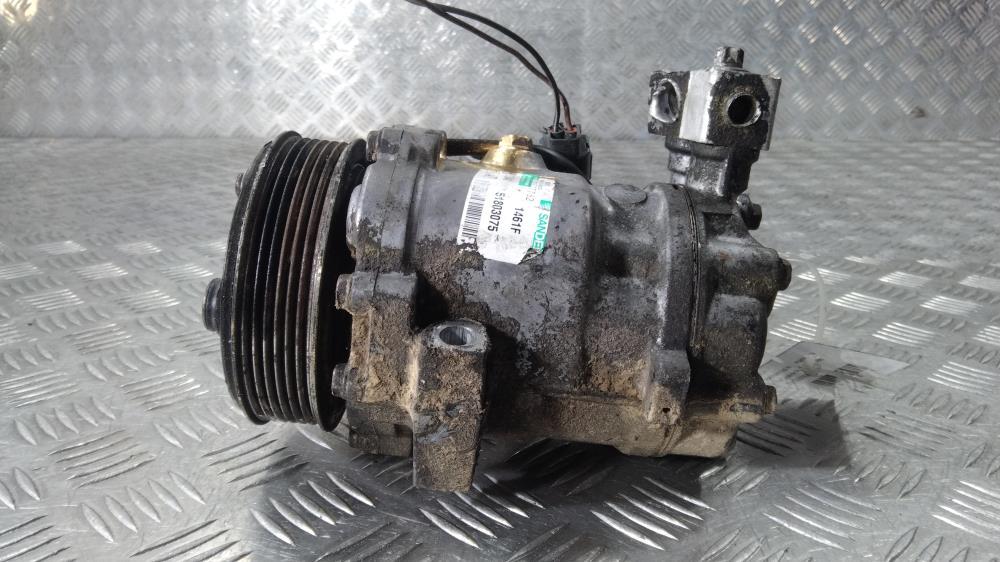 компрессор кондиционера Fiat Grande Punto 2 поколение 2008, цвет, 51803075 - фото №1