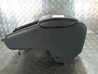 подлокотник Volvo V60 1 поколение 2011, цвет, 30755732