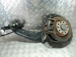 кулак задний левый Volkswagen Sharan 2 поколение 2012, цвет